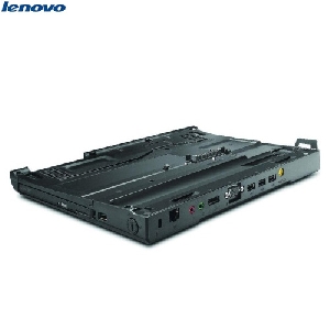 Port replicator UltraBase ThinkPad Lenovo