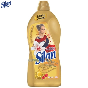 Balsam pentru rufe Silan Feel Attractive 2 L