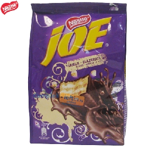 Napolitane cu vanilie glazurate Nestle Joe 200 gr