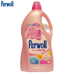 Detergent lichid Perwoll Delicates Balsam Magic 2 L