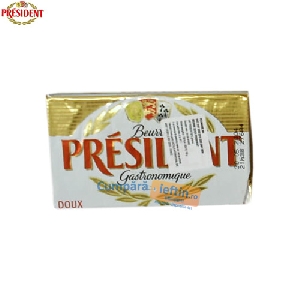 Unt 82% grasime President 200 gr