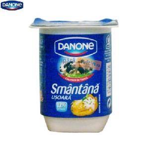 Smantana 12% grasime Danone 140 gr