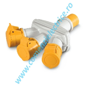 Adaptor de la 2P+E la 3x2P+E Scame IP44