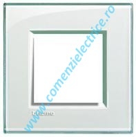 RAMA PERSONALIZABILA TRANSPARENTA PENTRU INTRERUPATOARE CU COMANDA BASCULANTA 2 MODULE CRISTAL LIVING LIGHT BTICINO