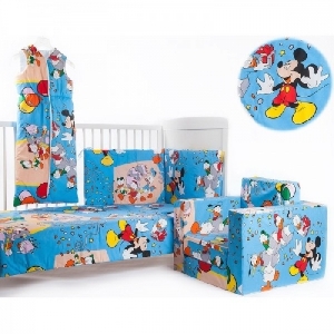 Lenjerie 4 piese 120 x 60 BebeDeco, Mickey si prietenii lui