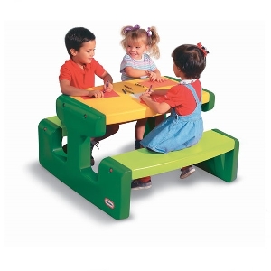 Masa de picnic pentru 6 copii - Little Tikes