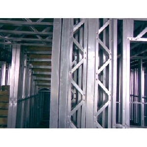 Structuri usoare din profile galvanizate