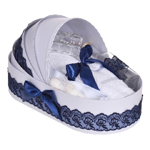 Trusou botez cu dantela bleumarin pentru Baieti in cutie landou Denikos® 828 - NKO5257