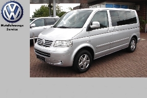 VW Multivan 2.5 TDI Highline