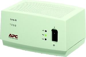 UPS APC LINE-R 1200VA