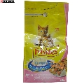 Hrana uscata pentru pisici Purina Friskies Junior pui si morcovi 1.5 kg